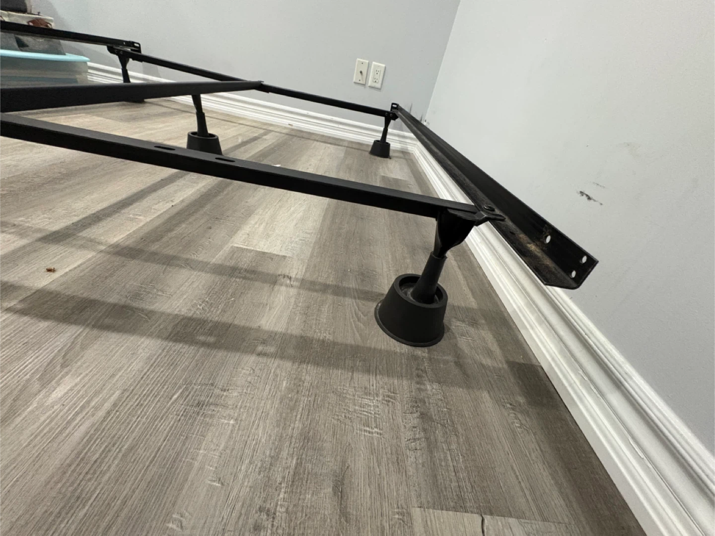 Queen Bed Frame and Boxspring - photo 5