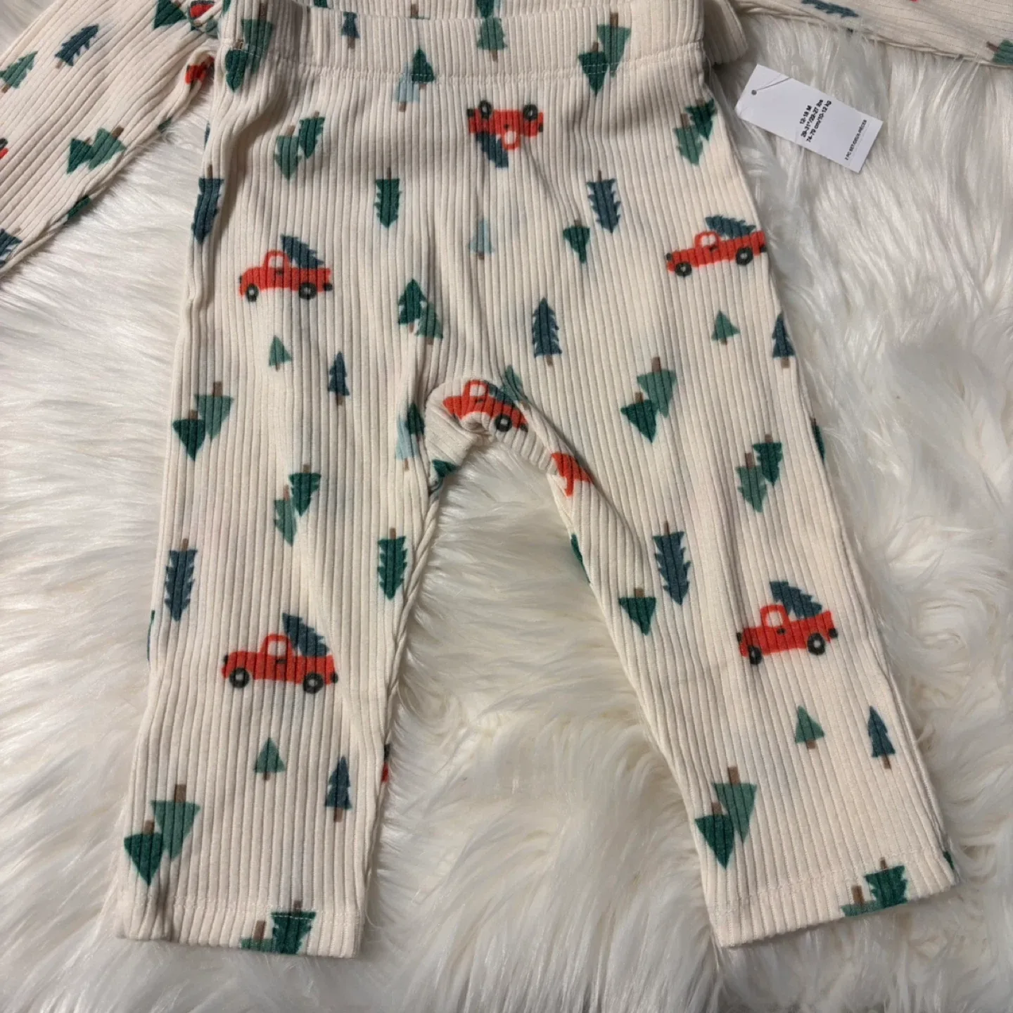 Old Navy 2-Piece Set 12-18M image indicator(6)