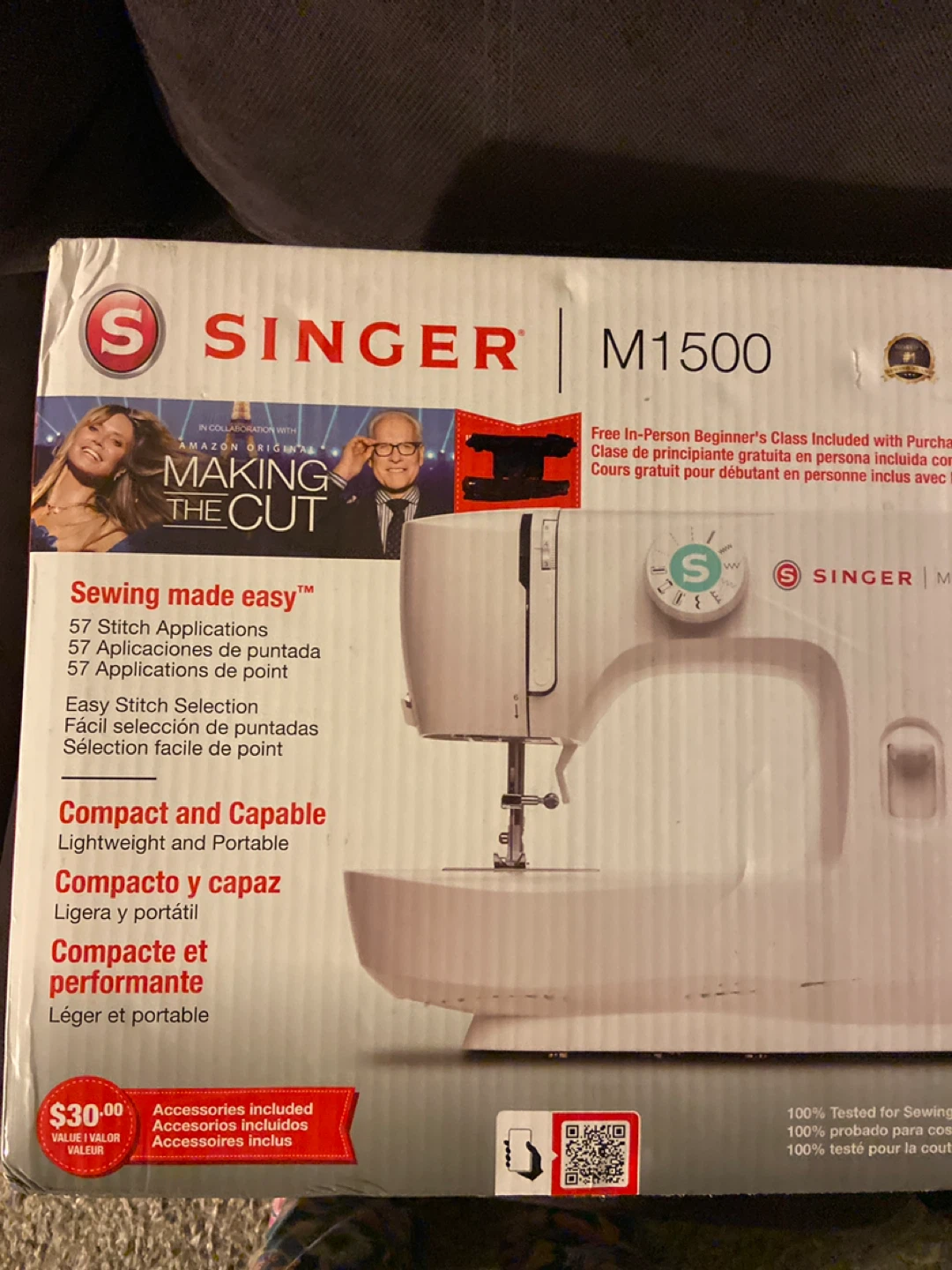 Singer M1500 Sewing Machine - New in Box! - photo 2