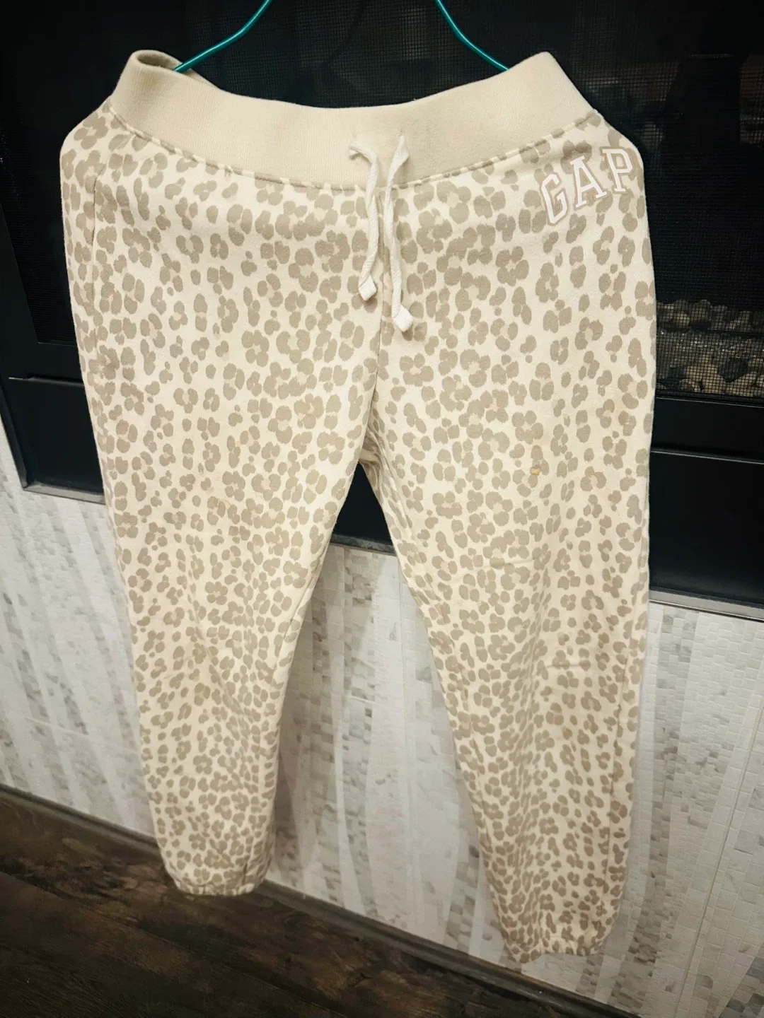 Gap Kids L(10) Leopard Print Sweatpants