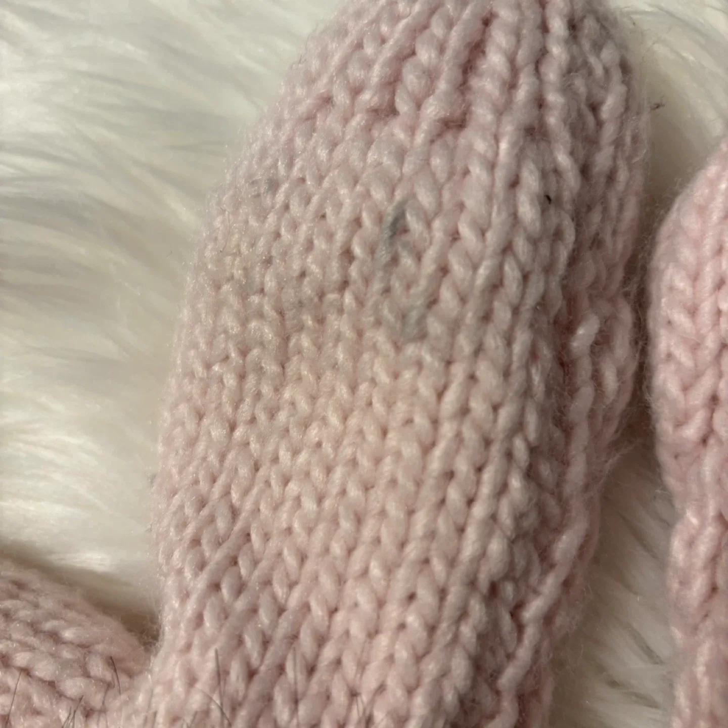 Pink Mittens with Faux Fur Cuff image indicator(3)