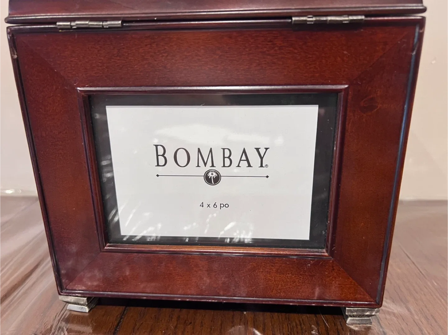 Bombay Company Photo Album Box with Inserts image indicator(3)