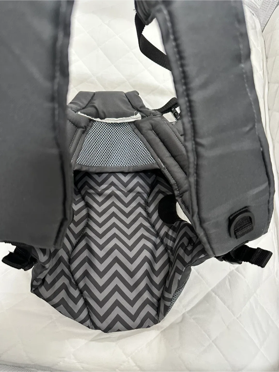 Evenflo Carrier - Grey image indicator(2)