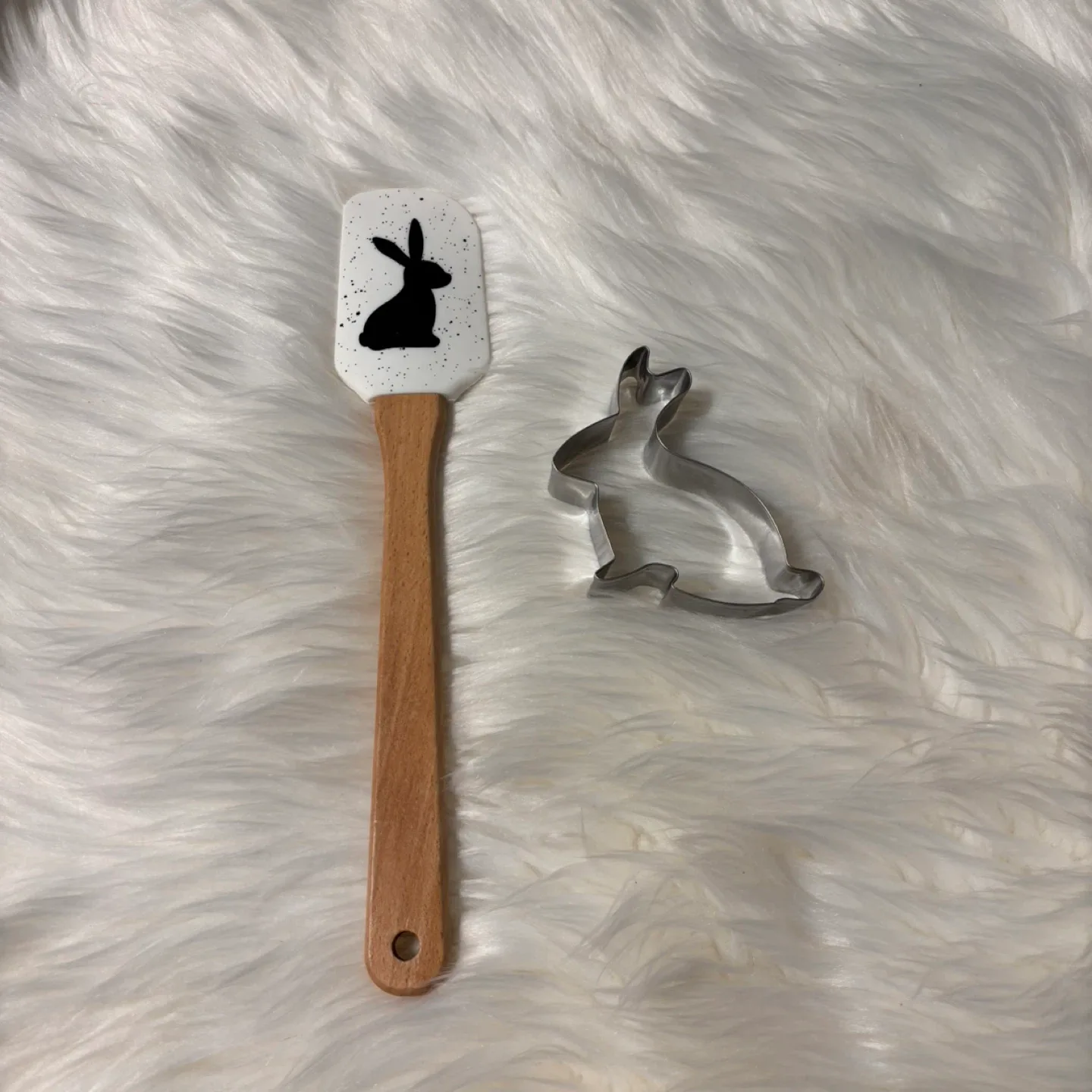 NEW Bunny Spatula & Cookie Cutter Set
