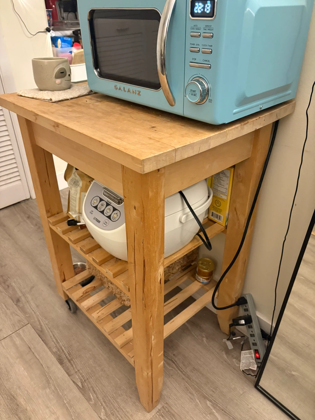 Wooden Kitchen Cart butcher’s block with Shelves - photo 2