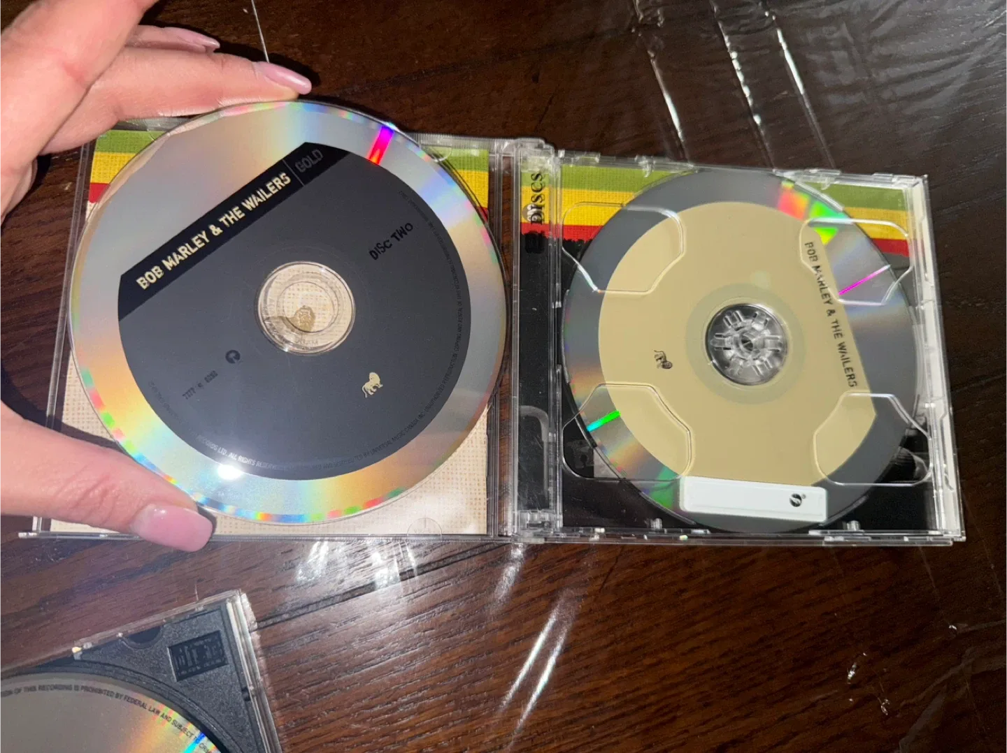 Bob Marley & The Cranberries cds image indicator(2)