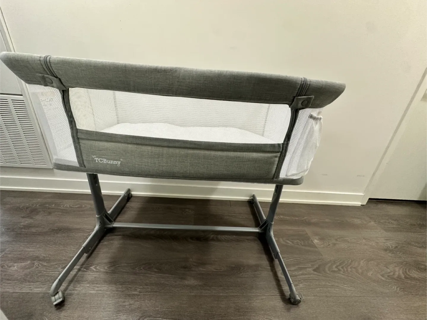 TCBunny Baby Bassinet - Grey