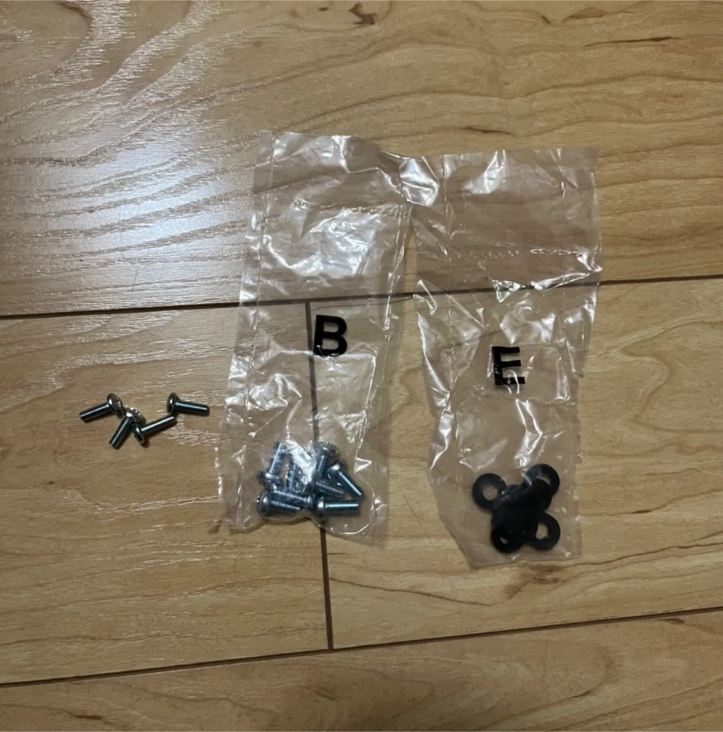 Dual Monitor Desk Mount - Black 17”-32” image indicator(10)