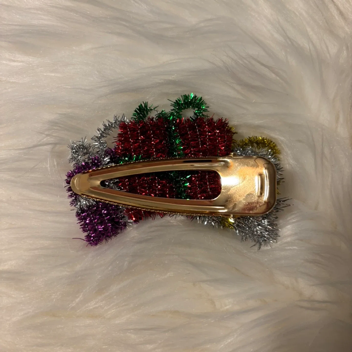 NEW Festive Tinsel Hair Clip image indicator(2)