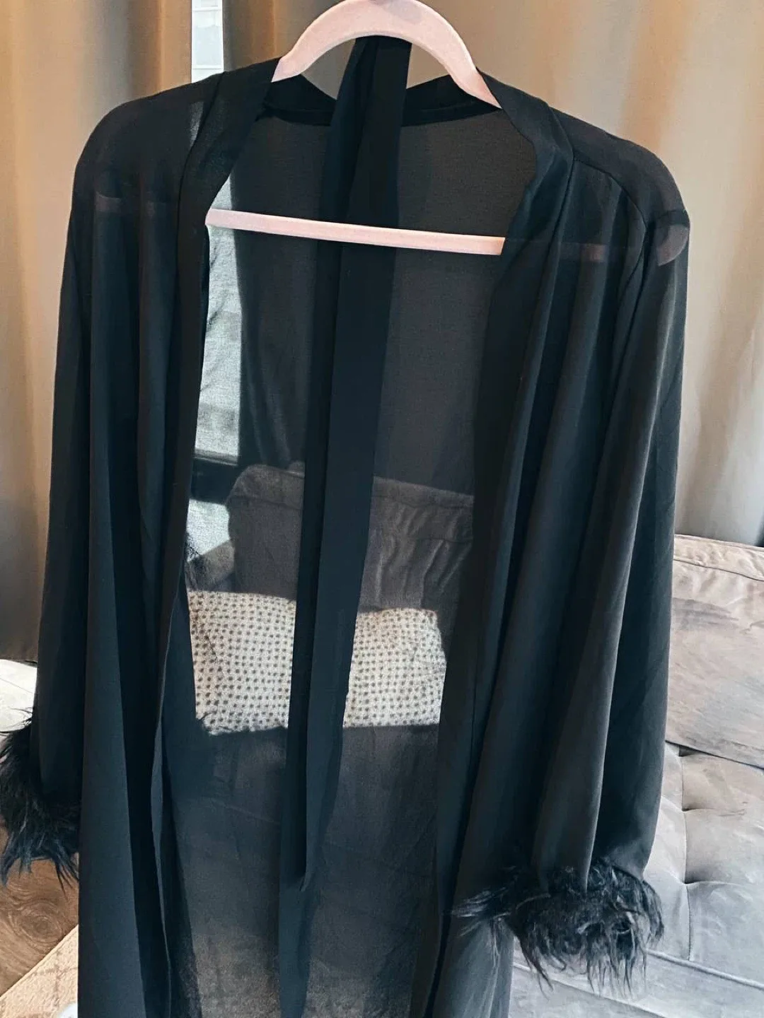 Black Feather Trim Robe with belt, size L image indicator(5)