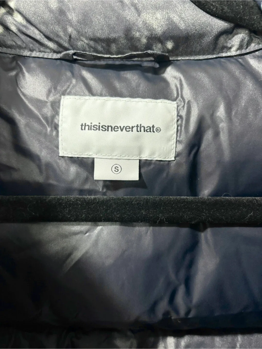 thisisneverthat Men’s winter vest Size S New! image indicator(4)