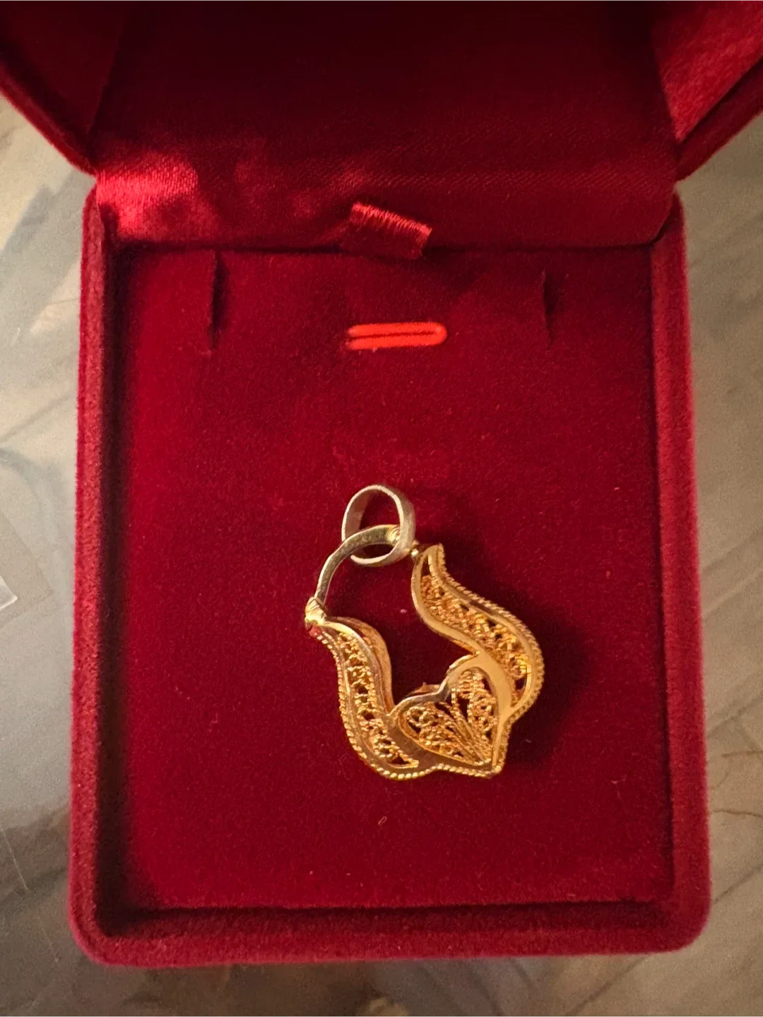 14K gold filled vintage Pendant image indicator(2)