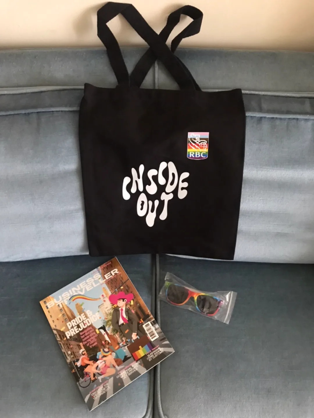 Large TOTE+Sunglasses+Large Fan+LGBTBusiness Travel Mag