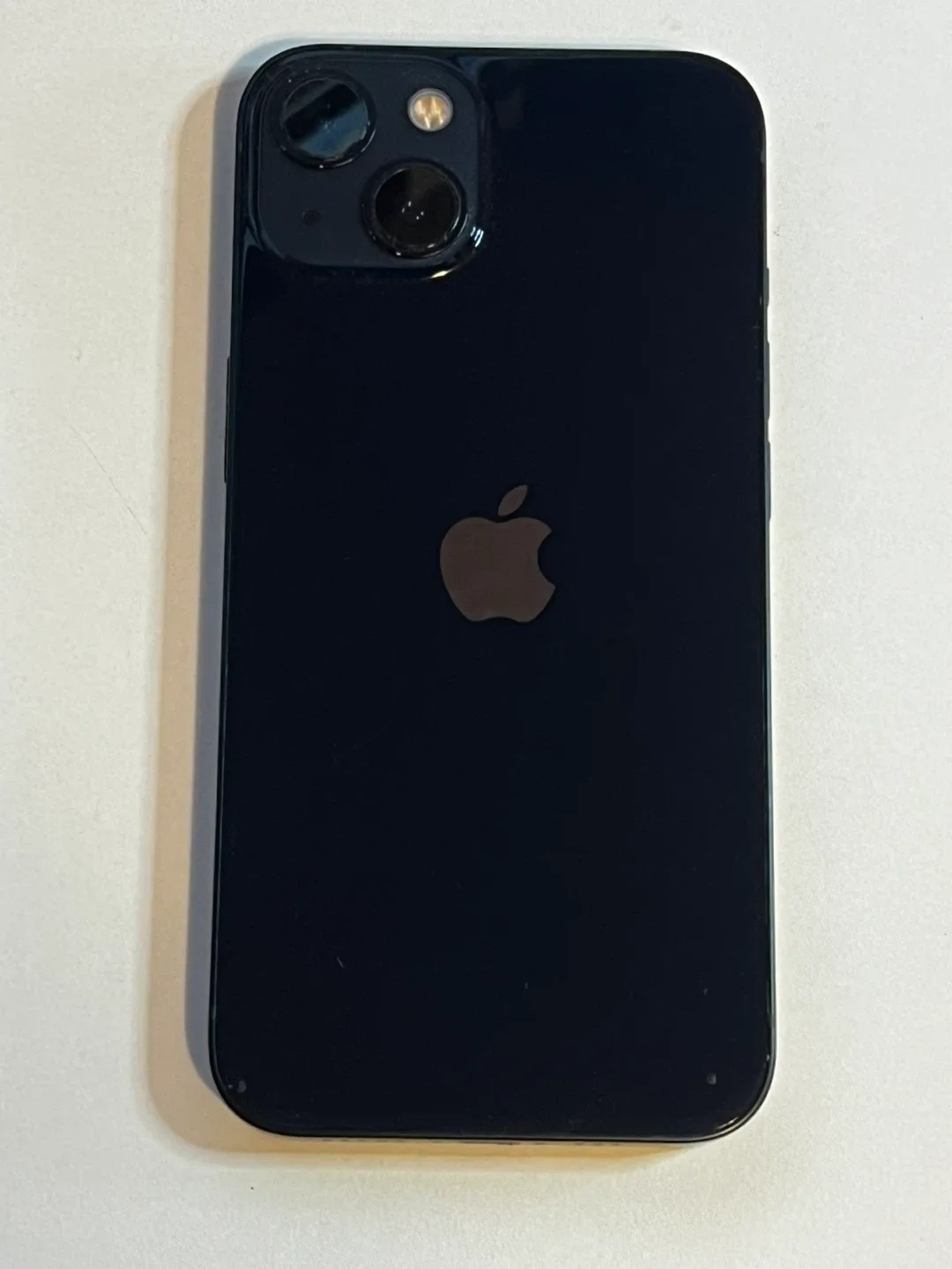 iPhone 13 - 128GB unlocked image indicator(4)