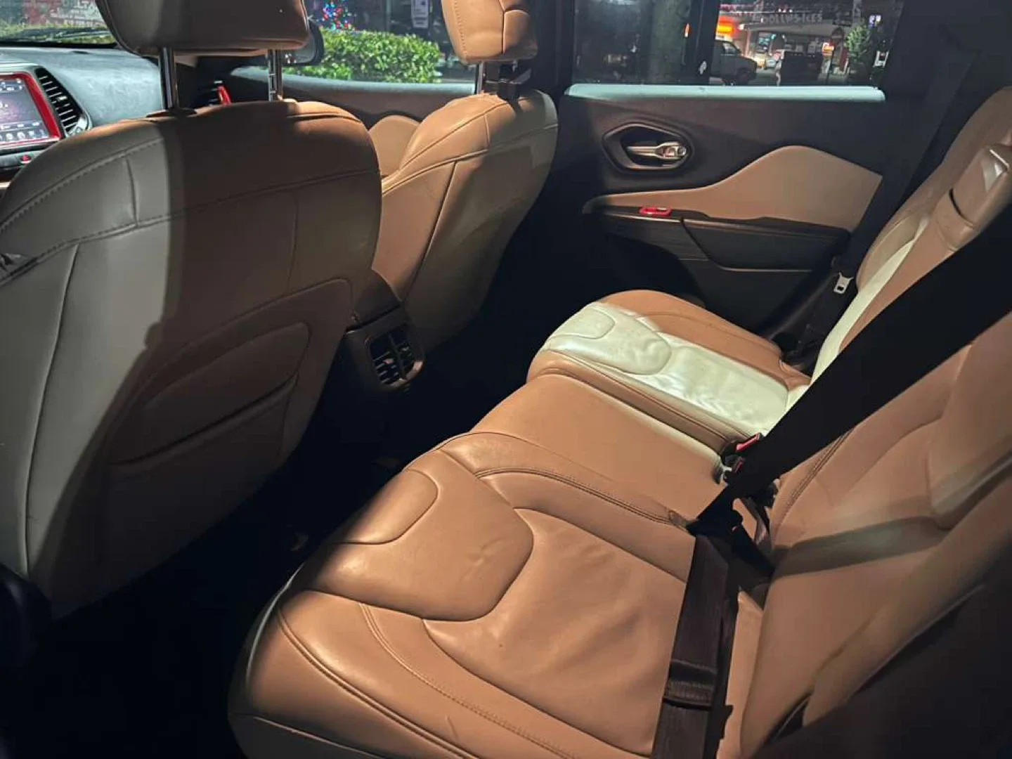 2016 jeep Cherokee image indicator(5)