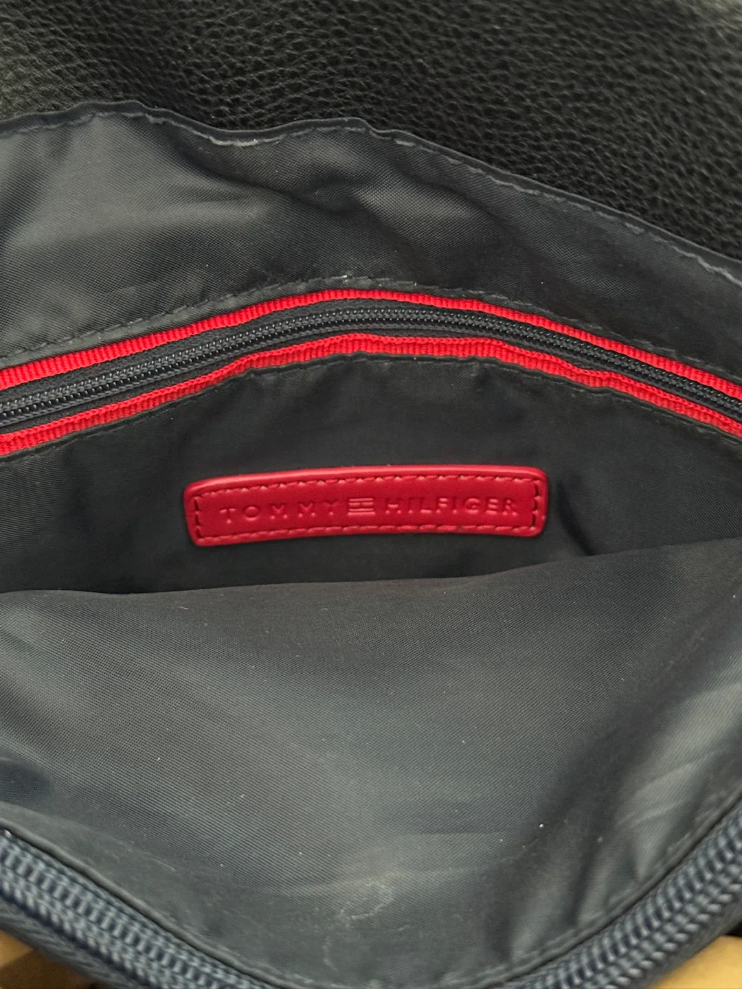 Tommy Hilfiger Plaid Tote Bag image indicator(3)