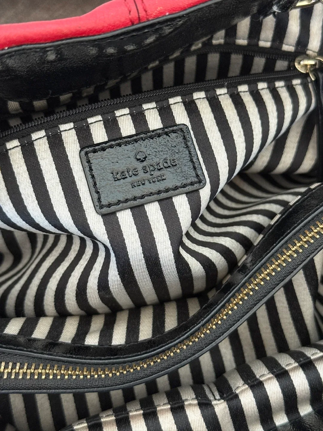 Kate Spade Red & Black Bow Tote Bag image indicator(6)