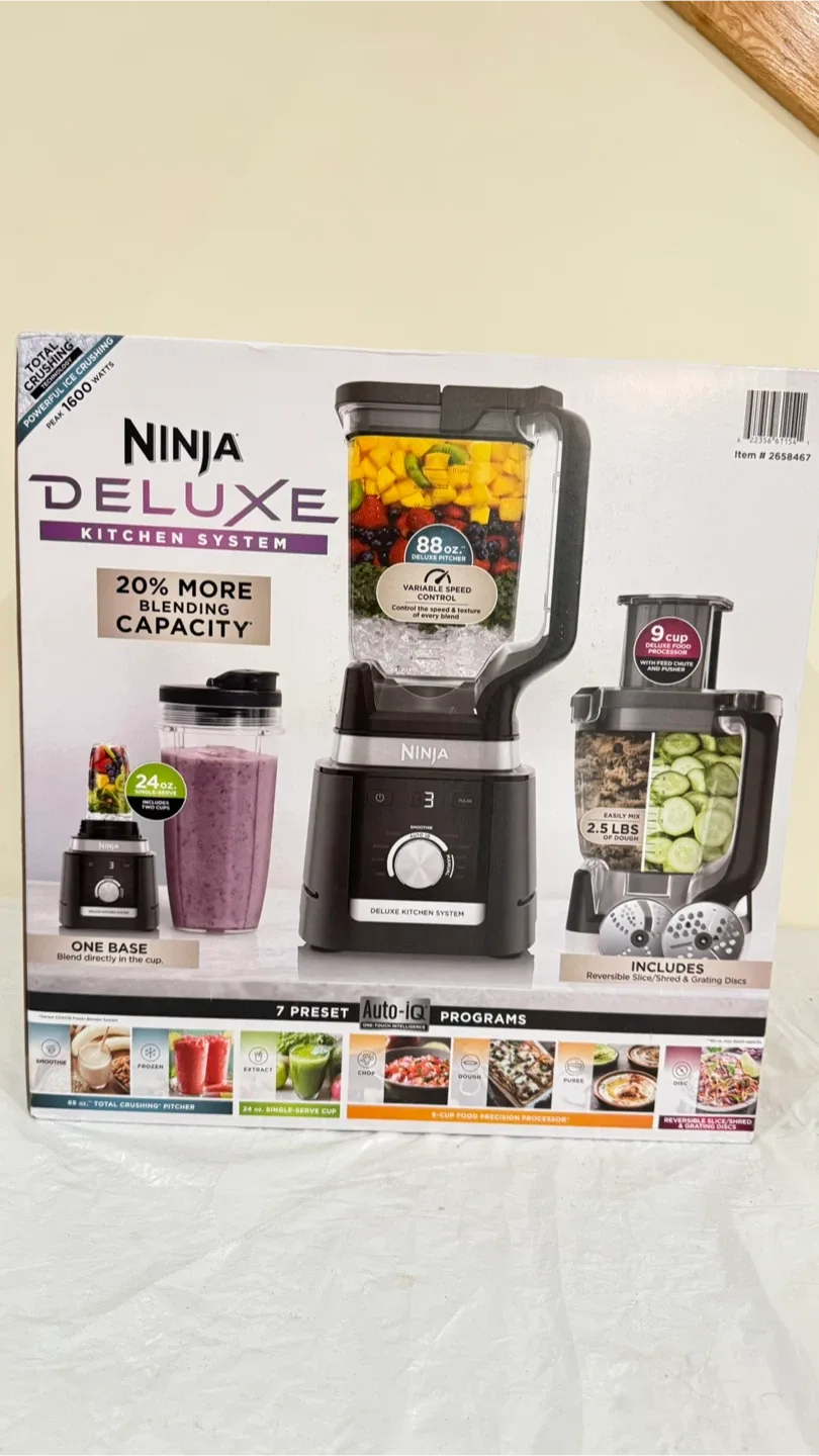 Ninja Deluxe Kitchen System. New in box. image indicator(5)