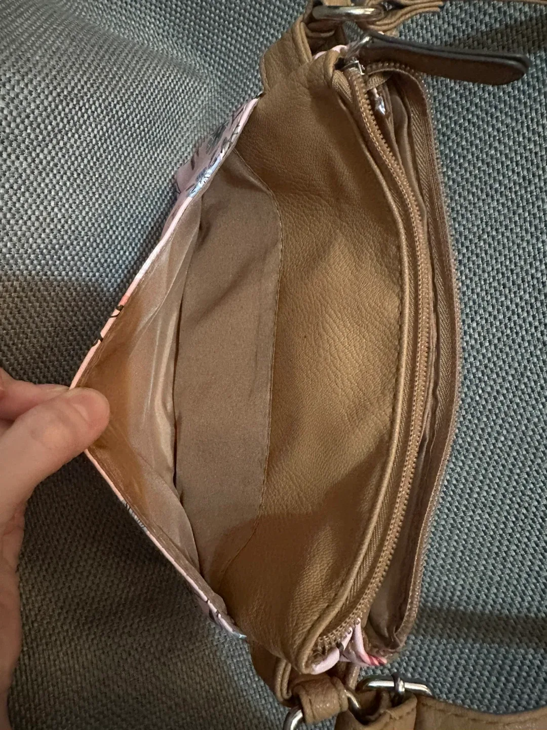 Floral Crossbody Bag image indicator(4)