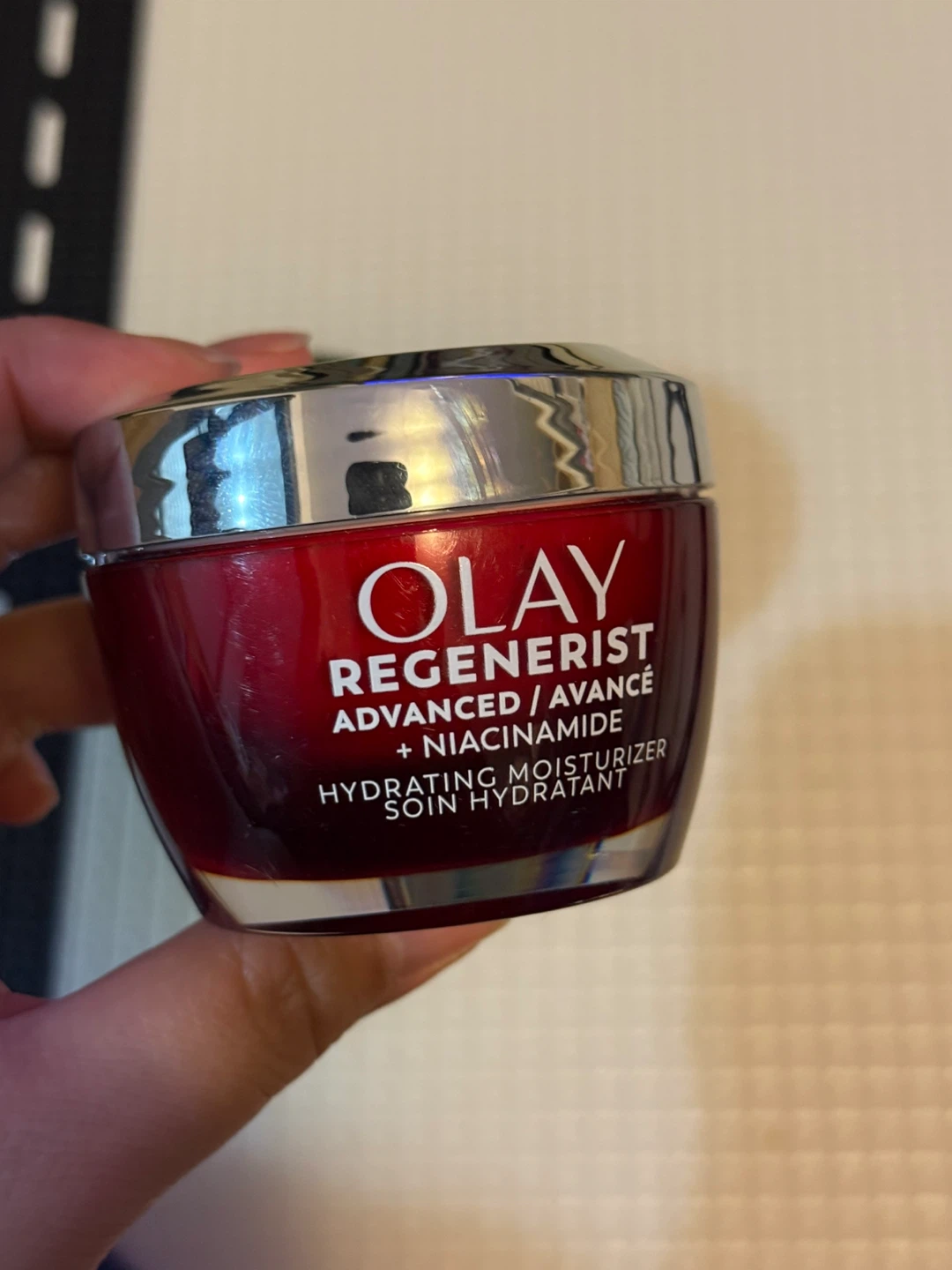 Olay Regenerist Advanced Niacinamide Moisturizer - photo 2