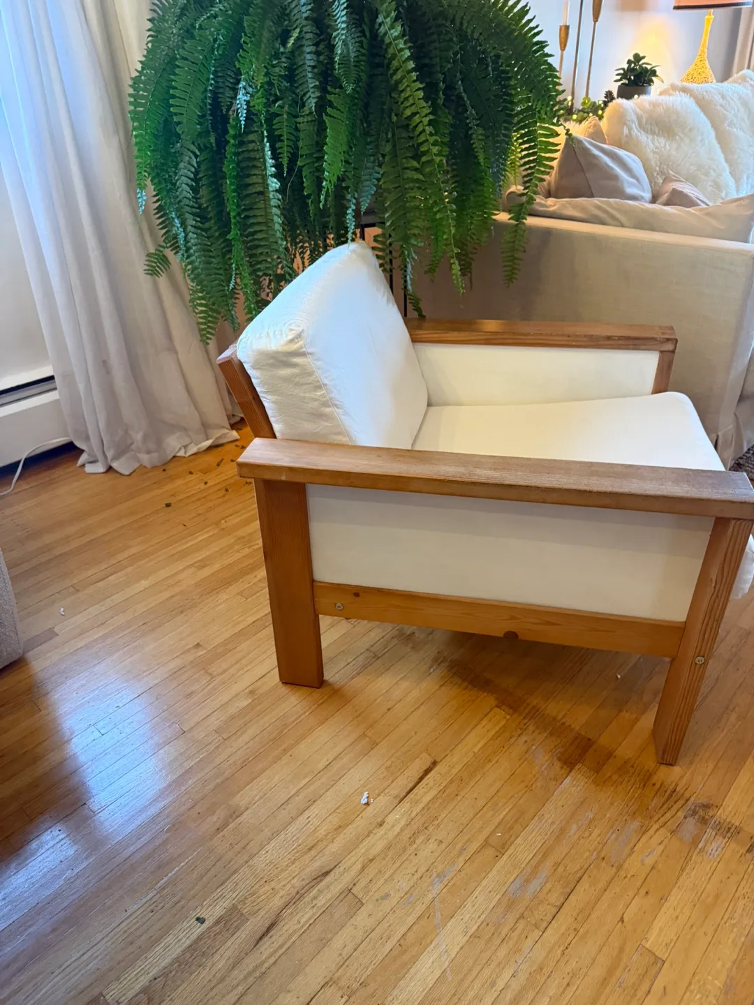 Wood Frame Armchair with White Cushions image indicator(3)