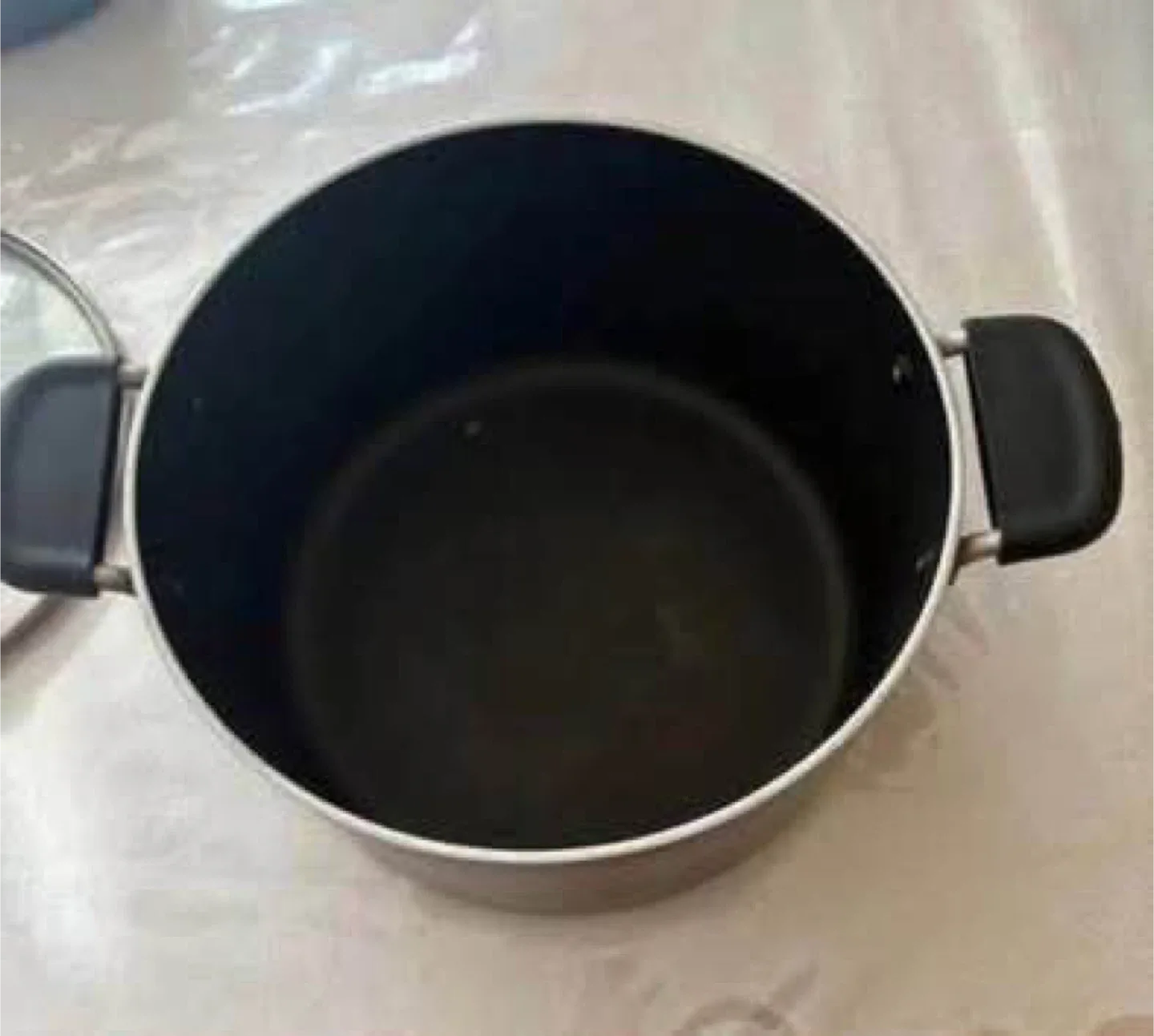 Pan, pot & saucepan (All okay condition) (All FREE) image indicator(7)