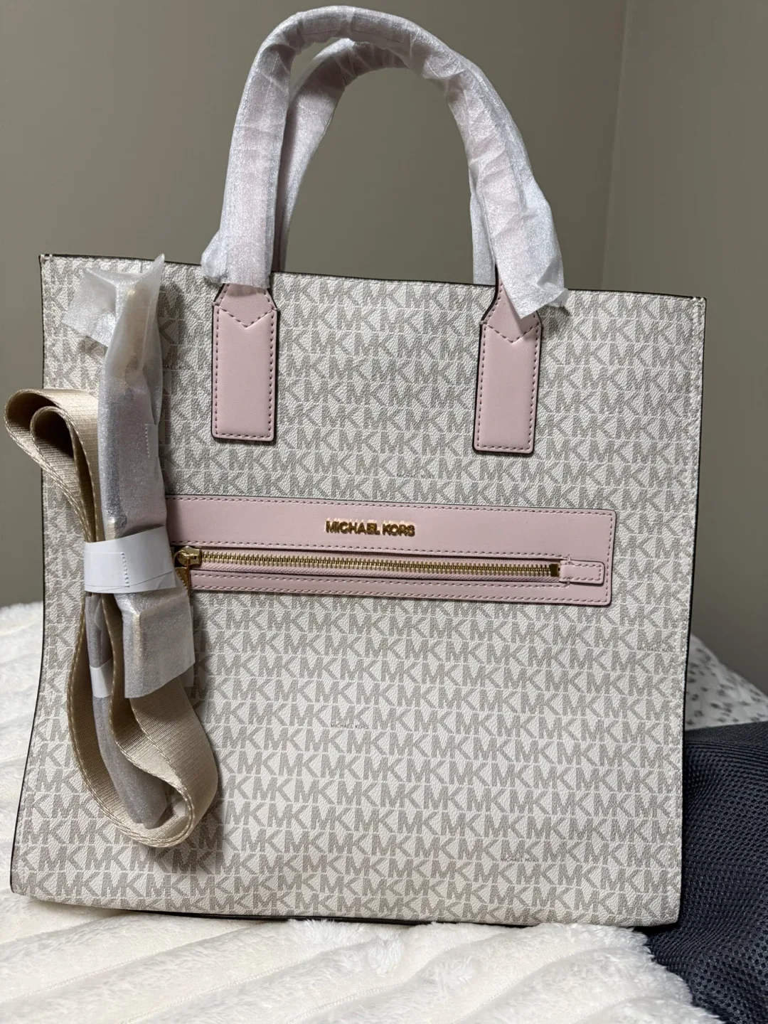 New Michael Kors Large Convertible Tote Bag