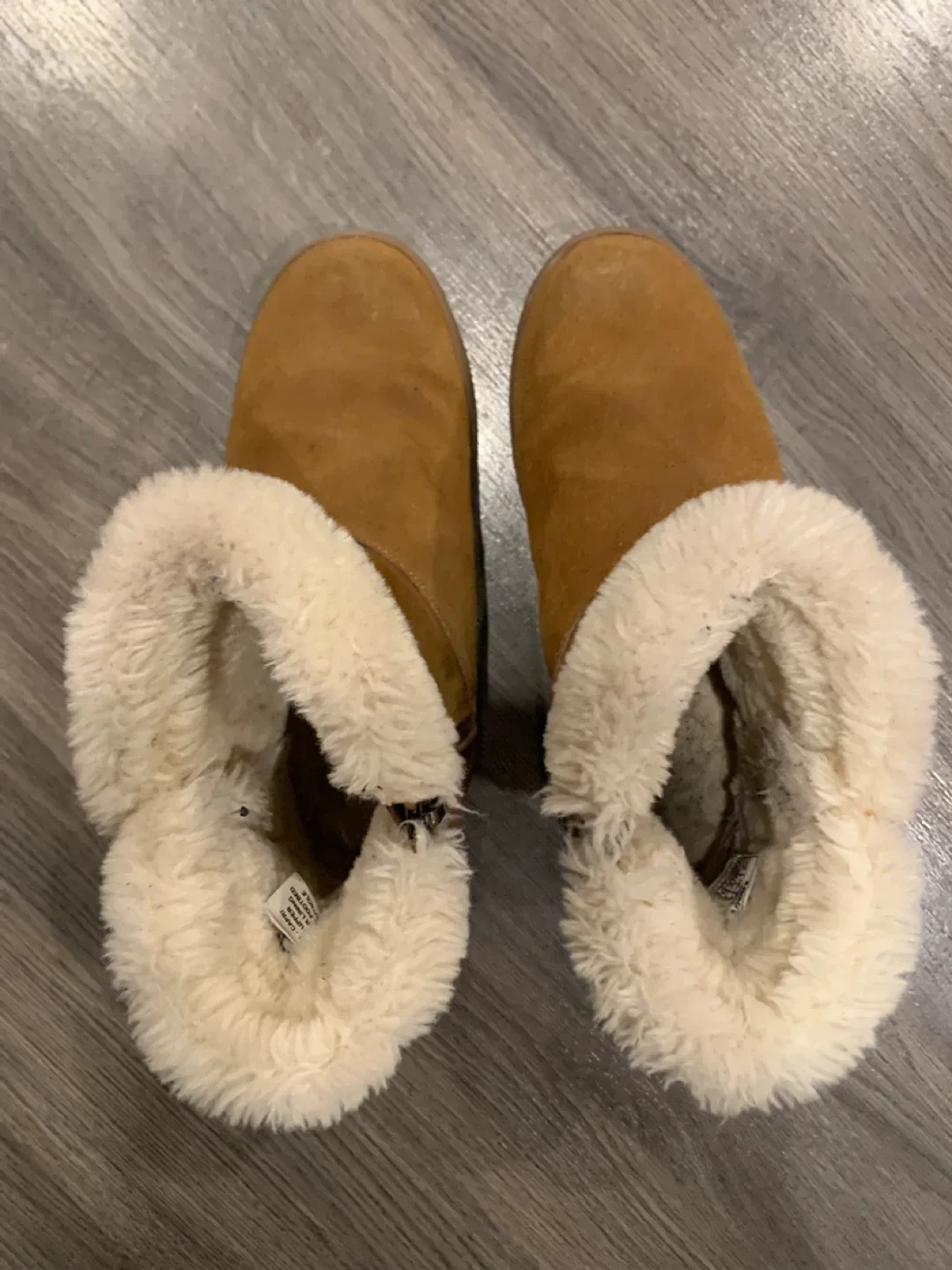 Lamo Brown Suede Boots Size 7 image indicator(2)