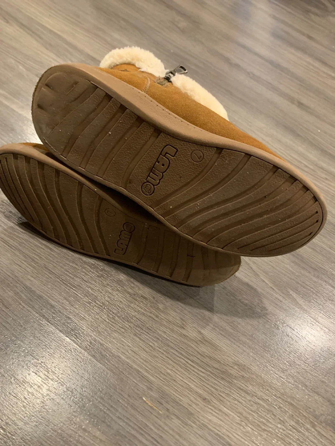 Lamo Brown Suede Boots Size 7 image indicator(6)