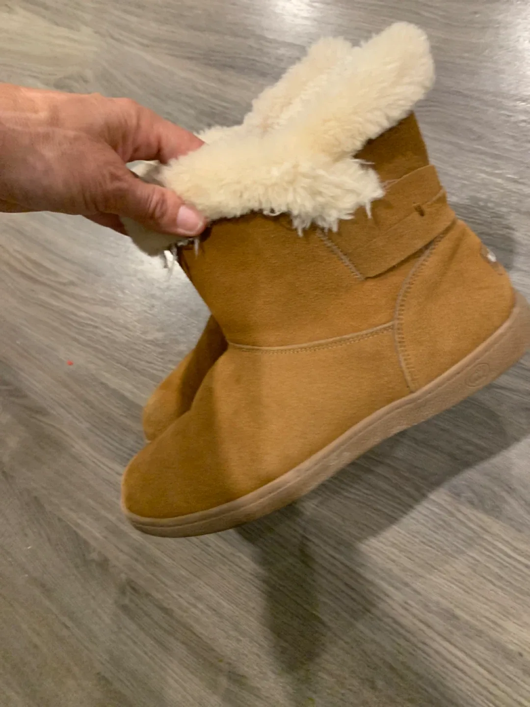 Lamo Brown Suede Boots Size 7 image indicator(3)