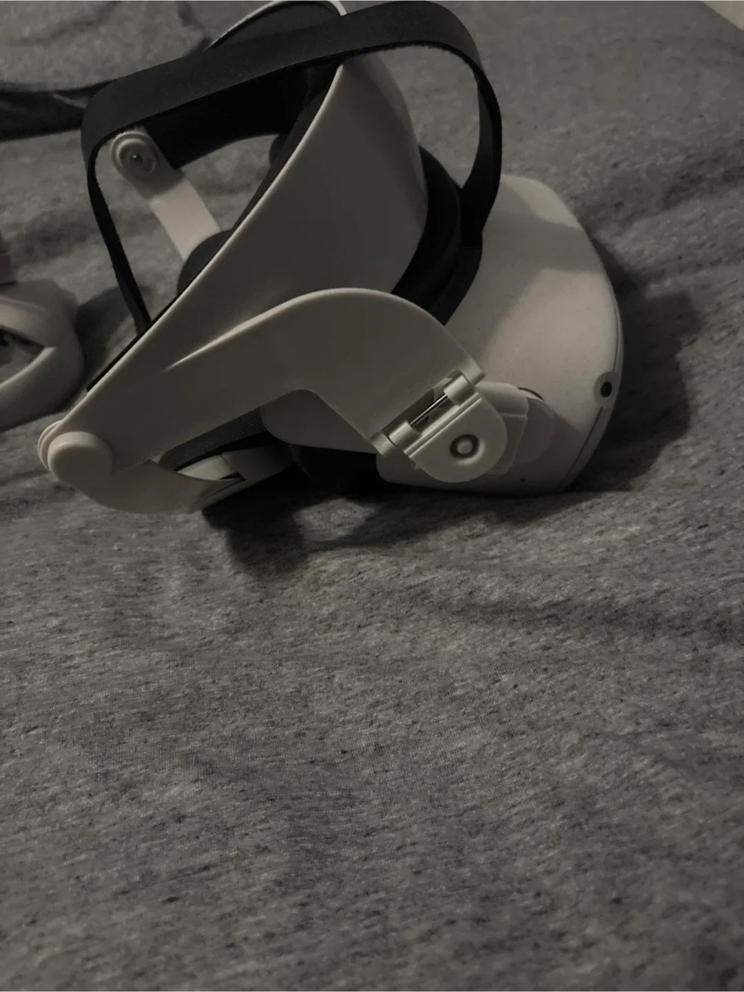 Oculus Quest 2 VR Headset image indicator(4)