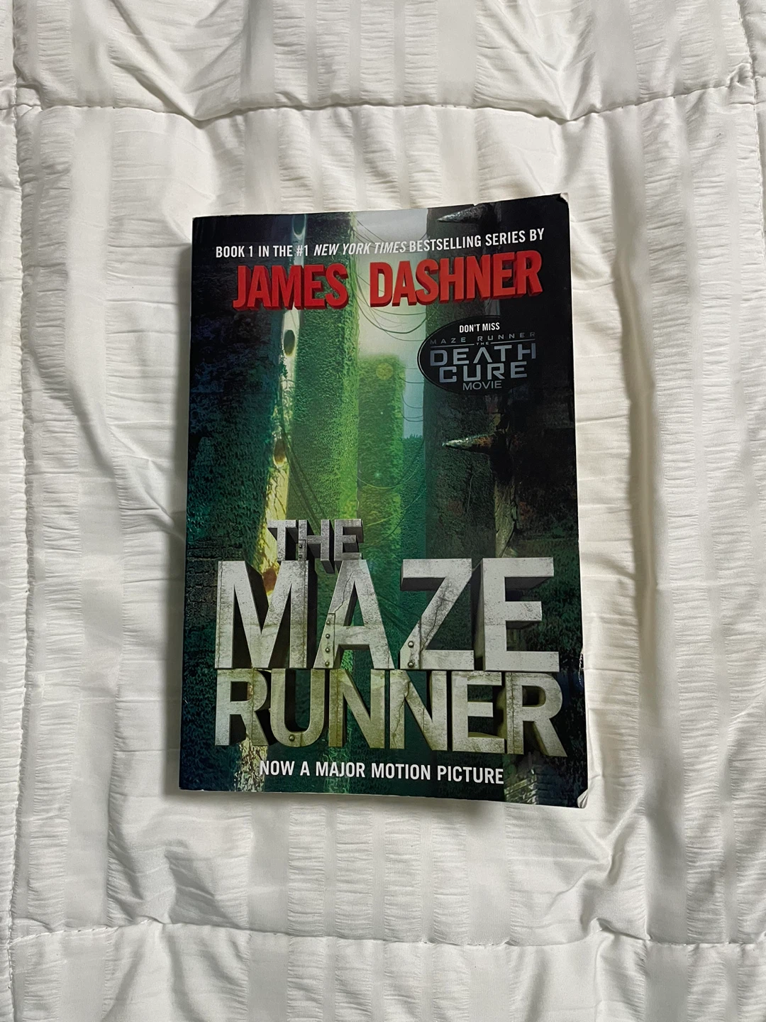 Book Bundle Gifts! - The Maze Runner & Captain Marvel Novels!