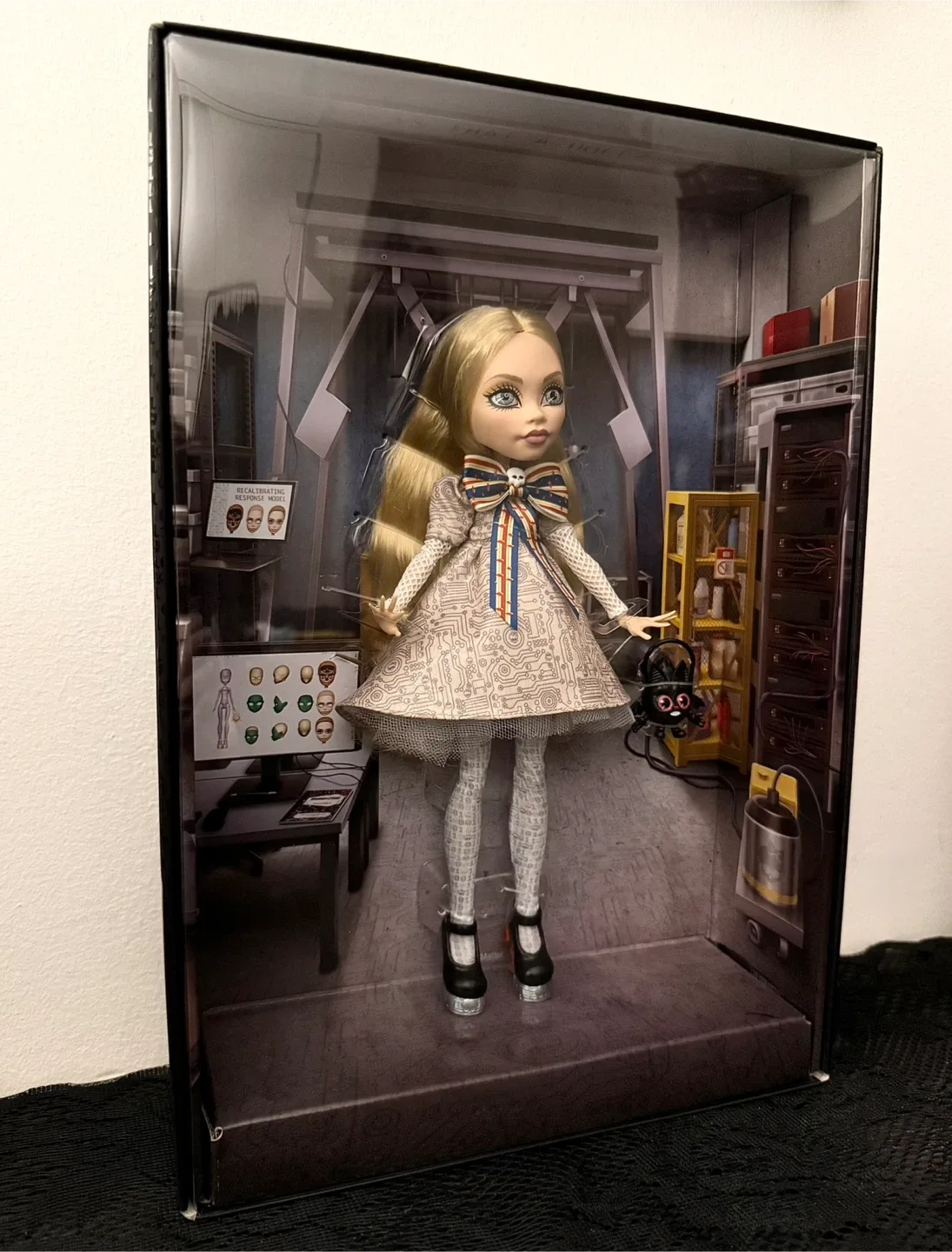 NEW Monster High Skullector M3GAN Doll - FIRM PRICE! image indicator(8)