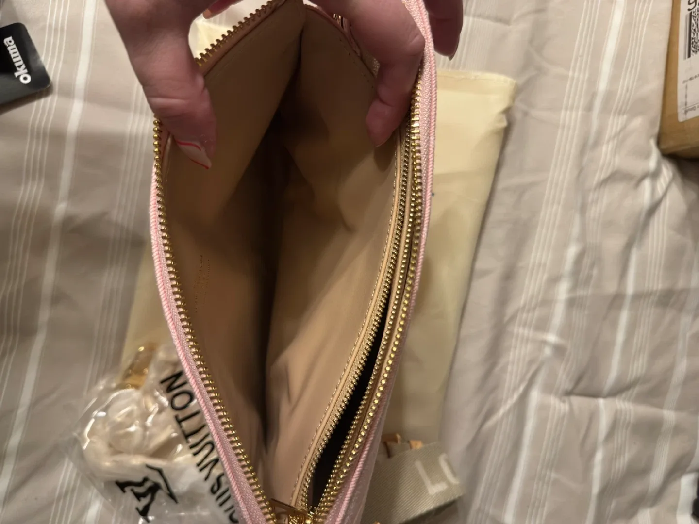 Designer Inspired LV Pink Coussins image indicator(2)