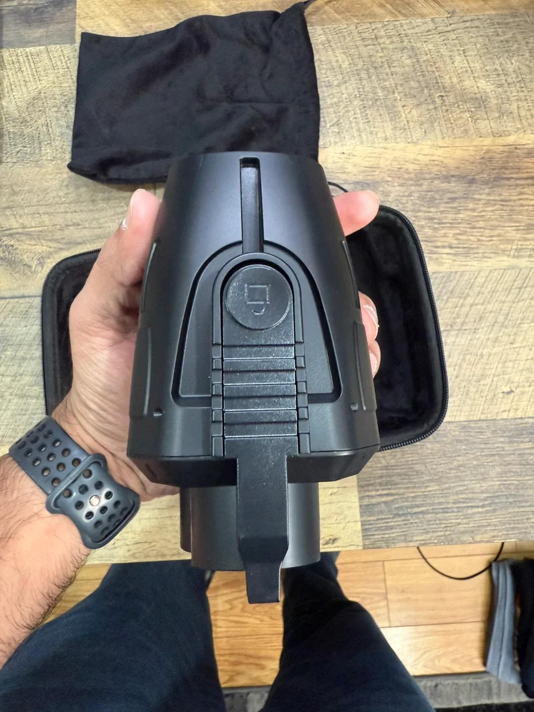 Tesla Supercharger to CCS1 Adapter image indicator(4)