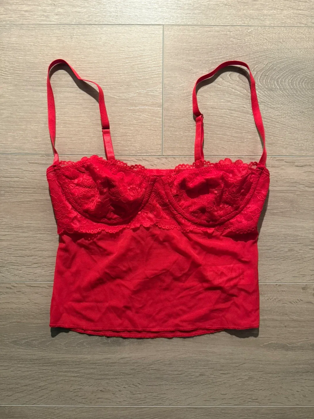 Red Lace Top image indicator(2)