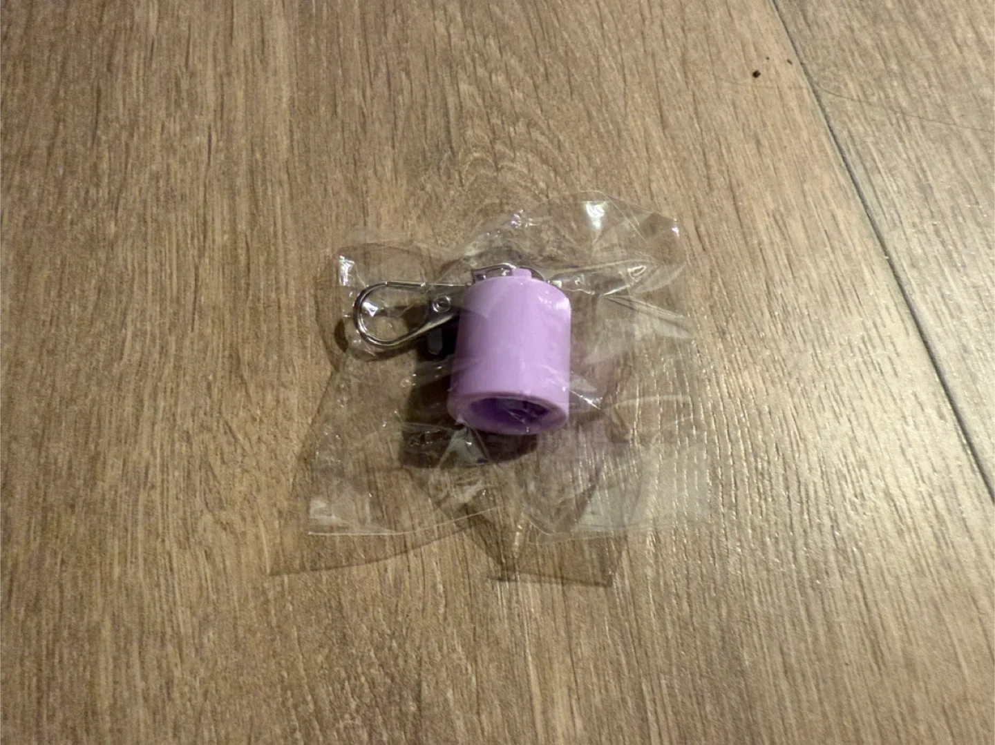 Purple Lipstick Holder Keychain, New image indicator(3)