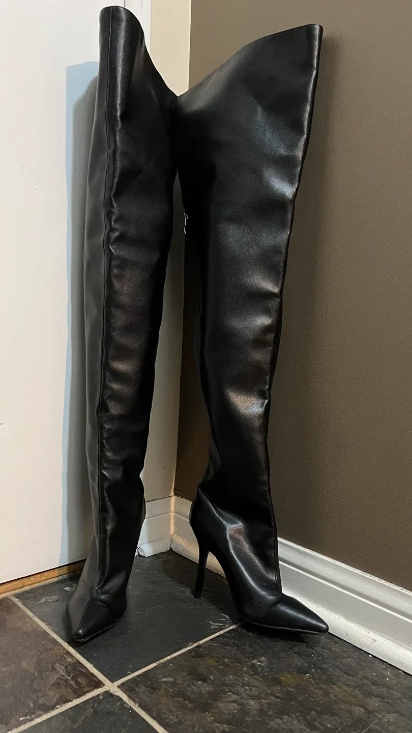 Thigh High Stiletto Boots image indicator(2)