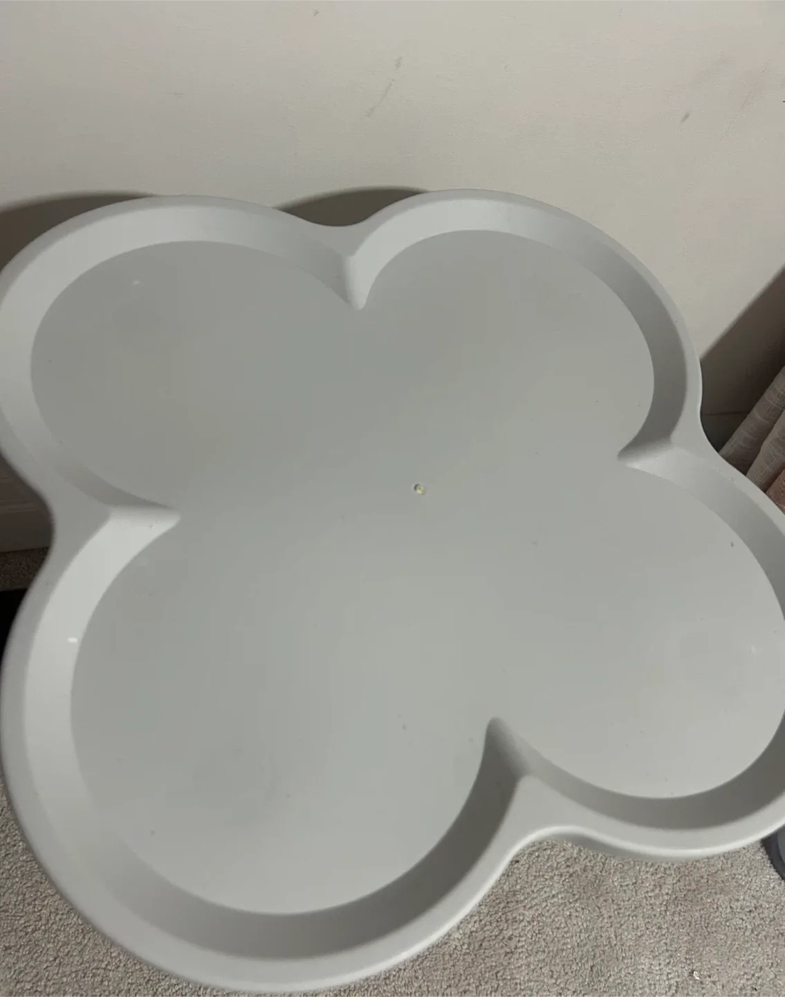 Small Plastic Table image indicator(5)