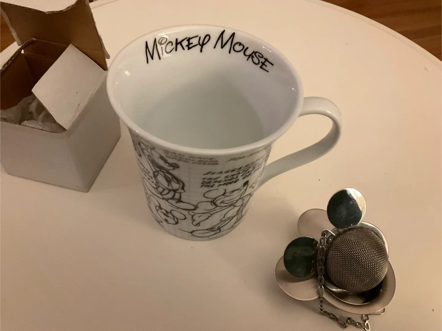 Disney Mickey Mouse Mug & Tea Infuser - Sketchbook