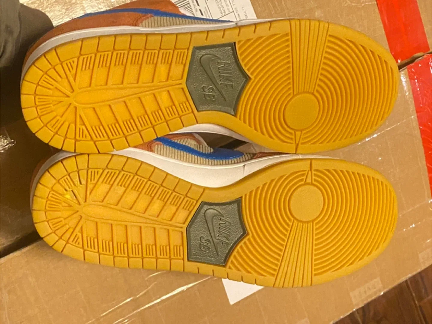 Nike Dunk Low Corduroy image indicator(8)