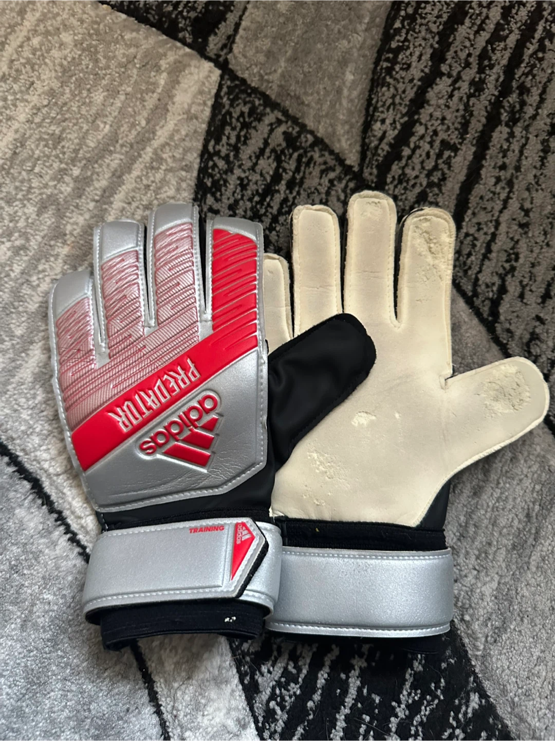 Nike Shin Guards & Adidas Predator Goalie Gloves - photo 5