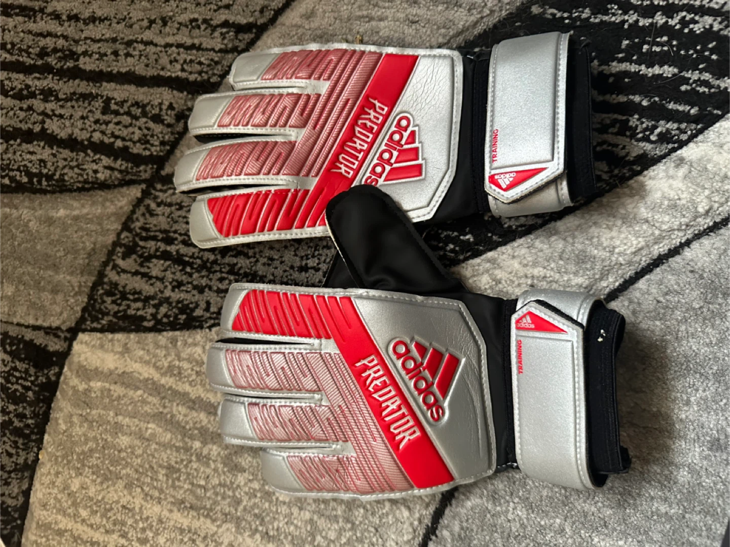 Nike Shin Guards & Adidas Predator Goalie Gloves - photo 3
