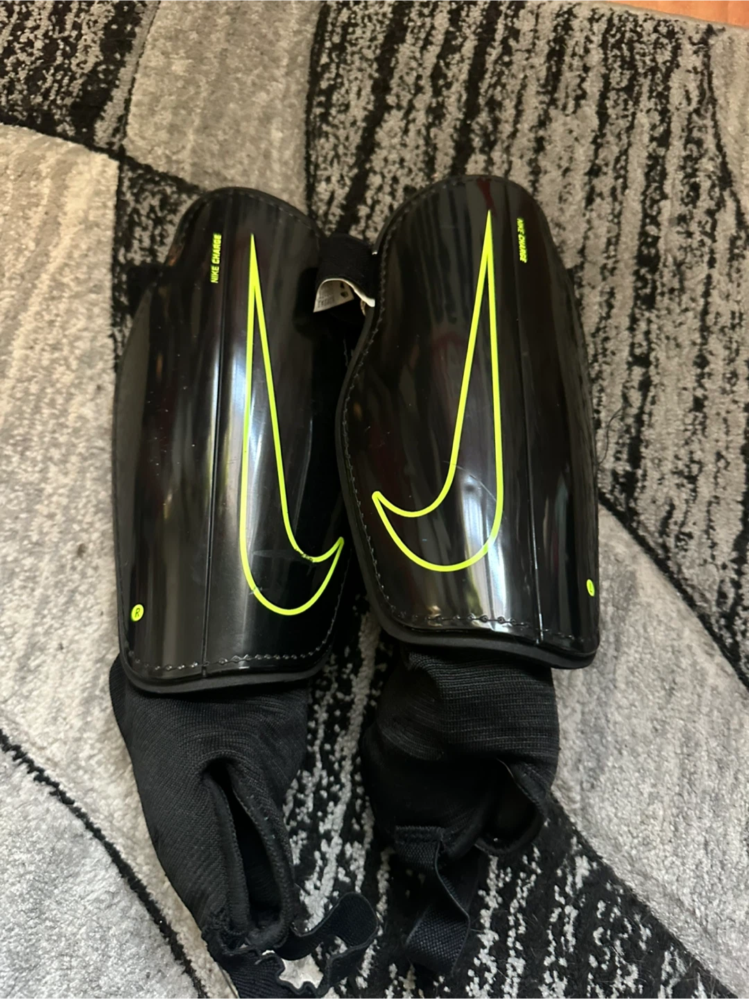 Nike Shin Guards & Adidas Predator Goalie Gloves - photo 2