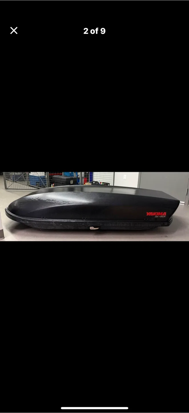 Yakima Cargo Box - Black image indicator(7)