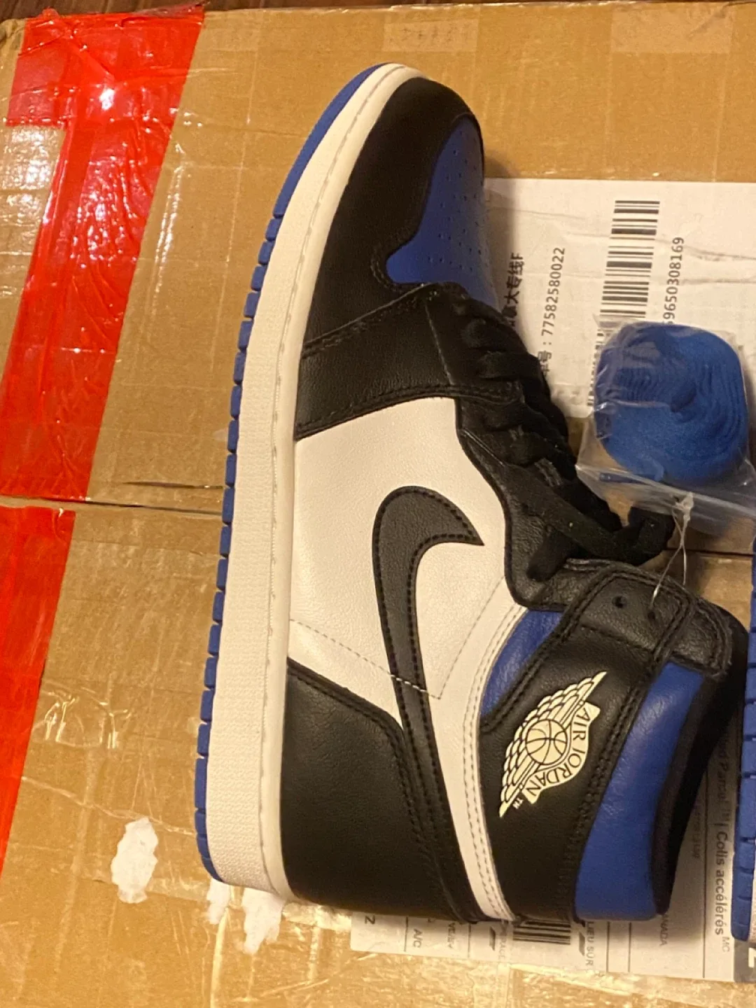 Air Jordan 1 High Royal Toe image indicator(5)