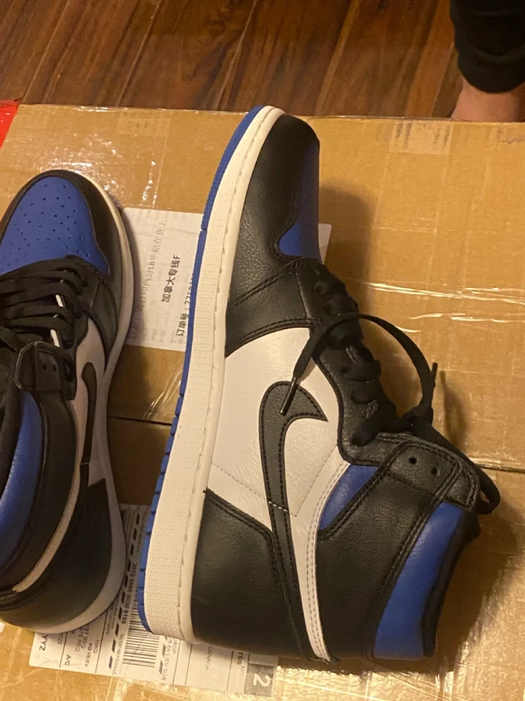 Air Jordan 1 High Royal Toe image indicator(3)