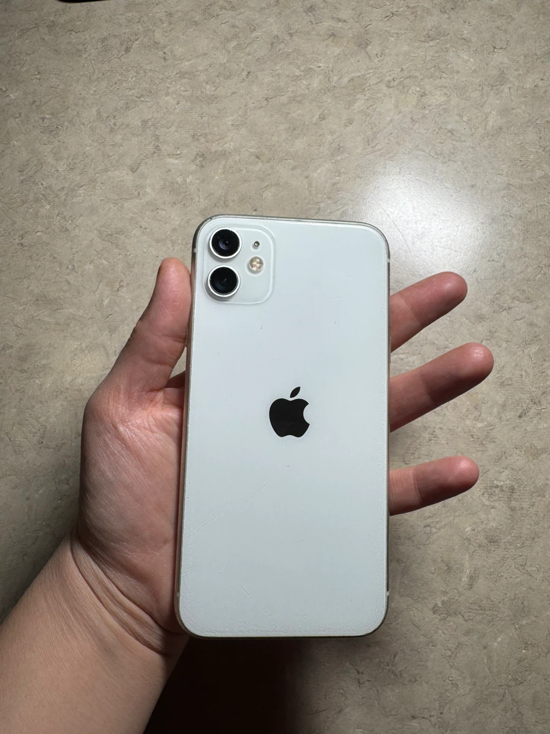 Iphone 11 - photo 2
