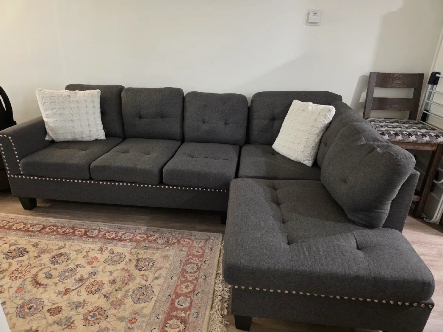 Grey Sectional Sofa - Like New! image indicator(2)