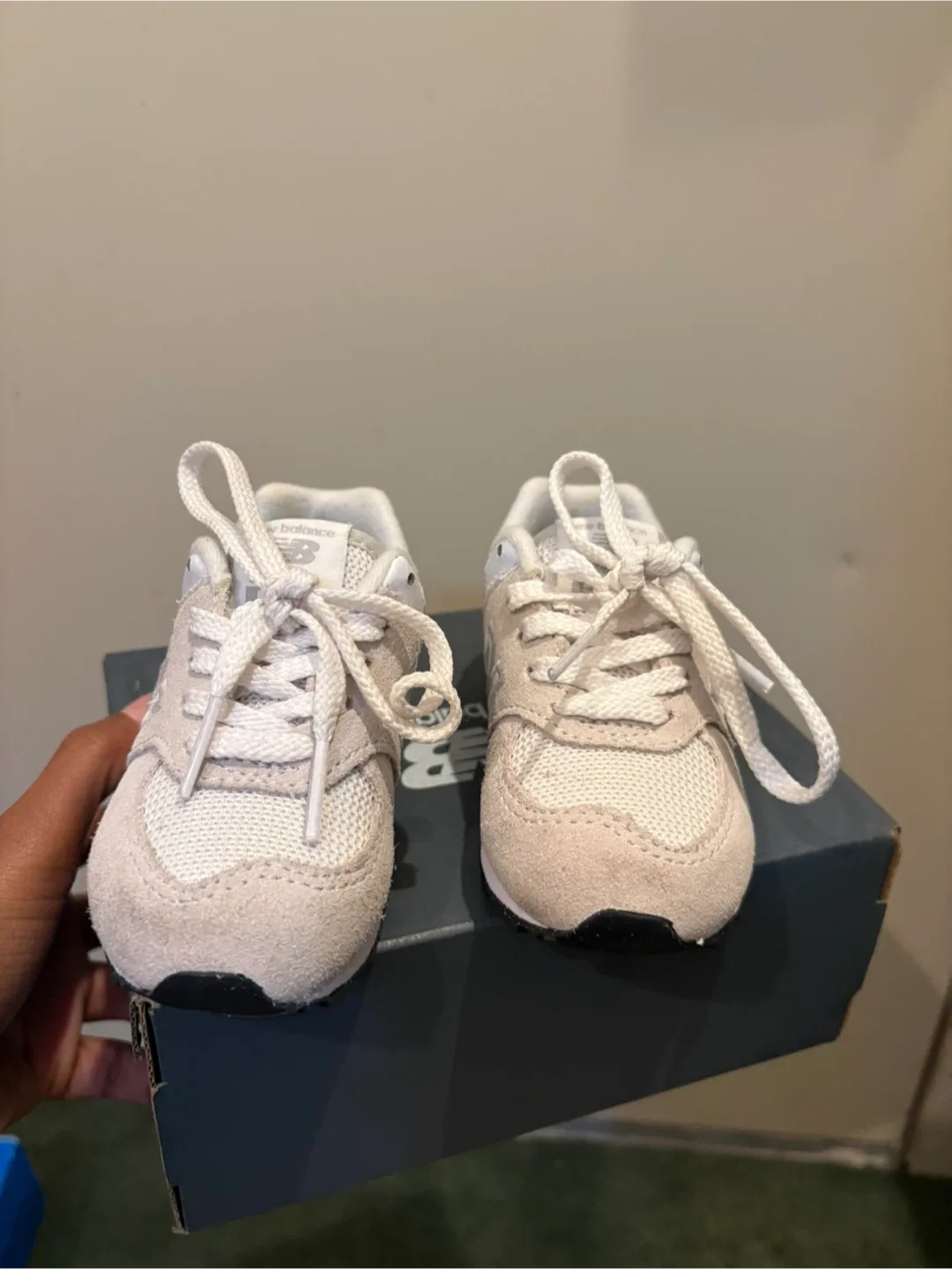 New Balance 574 Kids Sneakers - Size US Kids 5 image indicator(3)